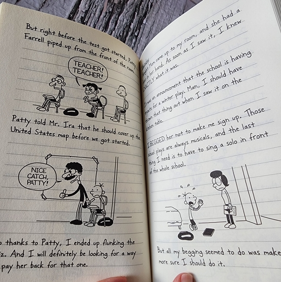 3/$25 Diary of a Wimpy Kid, BOOK 1 - Picture 6 of 6